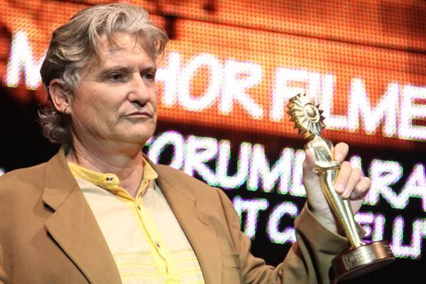 FOLHA ENTREVISTA DIRETOR DO FILME “CORUMBIARA”