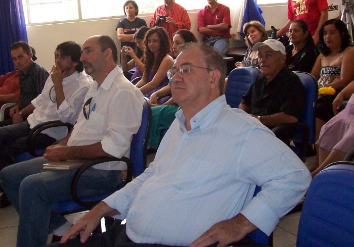 SECRETÁRIO DE ROVER PRESTIGIA PMDB