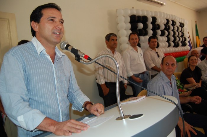 NATAN DIZ QUE ESTÁ “NO BANCO DE RESERVA” PARA SER CANDIDATO A GOVERNADOR