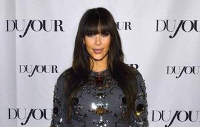 Kim Kardashian poderá ter filho em Paris para fugir dos paparazzi