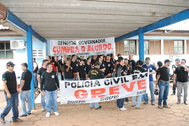 Em assembleia, servidores da Polícia Civil dão prazo de 15 dias ao Governo
