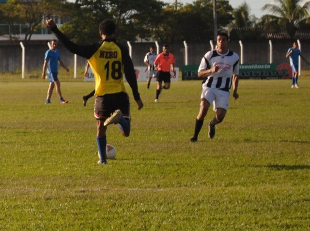 Segunda com jogos de primeira no Torneio Ação Amigos da AABB 
