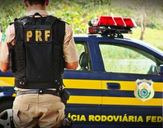 5 mortos | CARRO COM VILHENENSES COLIDE COM CARRETA NO MATO GROSSO