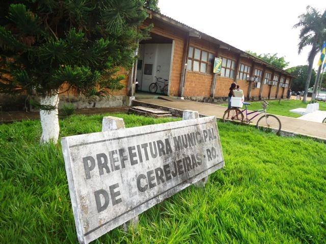 Prefeitura de Cerejeiras tenta receber R$ 1,2 milhão em IPTU atrasados