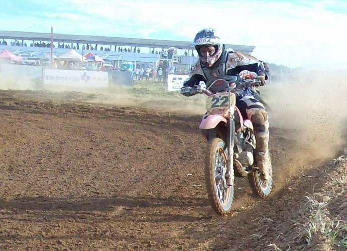 FESTA DO COSTELÃO  E  ESTADUAL DE VELOTERRA EM CHUPINGUAIA