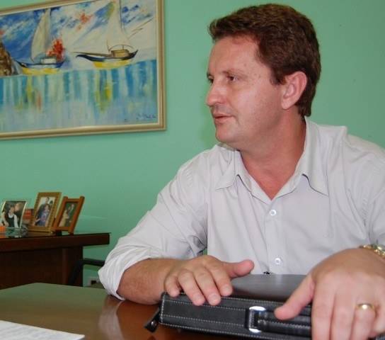 DIA DA MENTIRA: BOATOS TOMAM CONTA DA CIDADE ATRAVÉS DA INTERNET