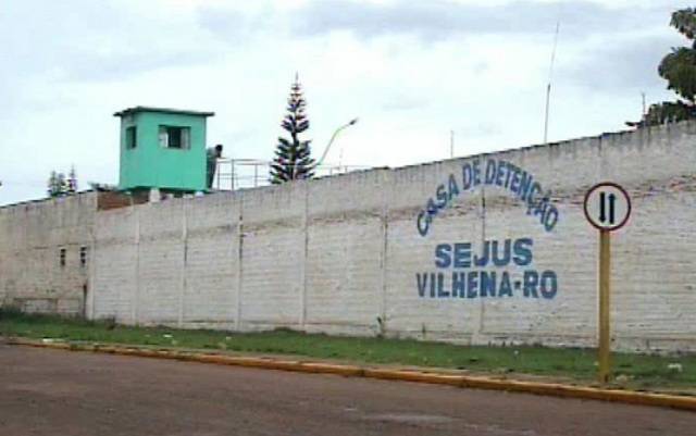 Vilhena: fotos de vereadores, secretários e empresário na cadeia vazam e provocam polêmica