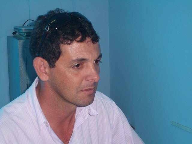 CABIXI: PREFEITO REASSUME E ANUNCIA PROCESSO POR DANOS MORAIS