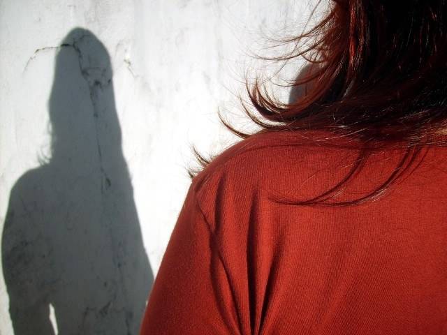 MENOR DE 16 ANOS PARTICIPA DE ESTUPRO E É PRESO POR POPULARES