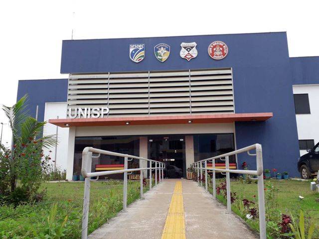 Após denúncia anônima, polícia prende garota de 22 anos com pistola em Vilhena; arma seria para se defender do ex