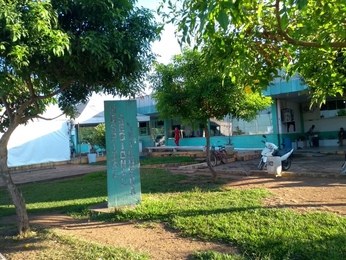 Câmeras flagram homem furtando e bebendo ampolas de medicamento no Hospital Regional de Vilhena
