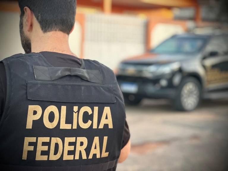 Justiça Federal de Vilhena expede mandados e PF realiza buscas nas cidades de Pimenta Bueno e Maringá
