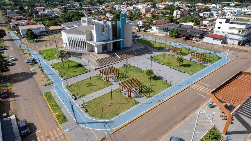 Justiça absolve acusados após adolescente admitir que mentiu ao denunciar estupro em Colorado do Oeste
