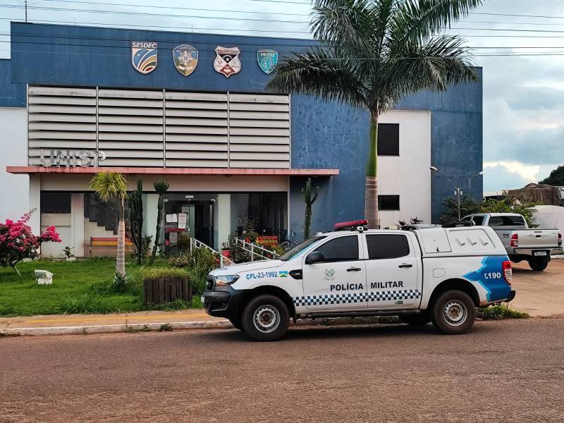 Cliente consome bebidas em bordel de Vilhena, sai sem pagar a conta e acaba espancado com barra de ferro pelo dono