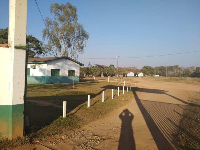Polícia Militar prende ladrão que invadiu instalações de antiga faculdade para furtar fiação elétrica, em Vilhena