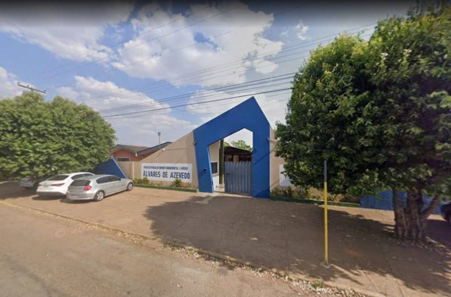 Após aluno ser espancado por 5 colegas em escola pública de Vilhena, faca e maconha são encontradas na mochila de um dos agressores