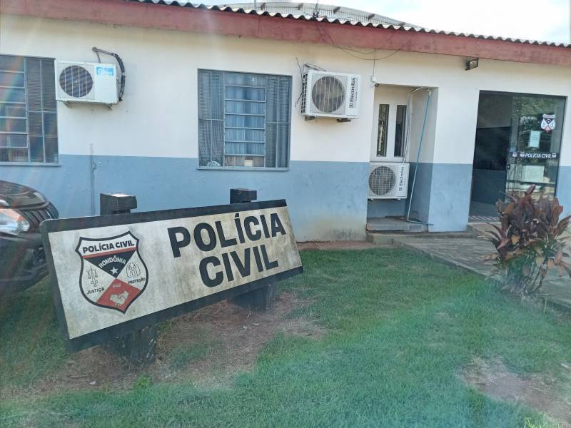 Adolescente aciona a polícia na cidade de Cerejeiras e denuncia que vem sendo abusada sexualmente pelo padrasto de 69 anos