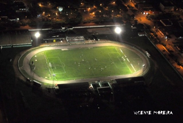 VEC libera portões para estudantes em jogo decisivo contra o Ji-Paraná