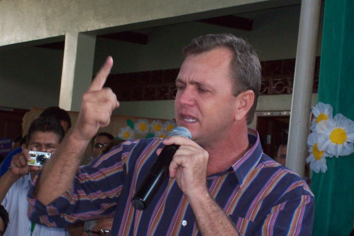 LUIZINHO LIDERA PESQUISA PARA DEPUTADO ESTADUAL